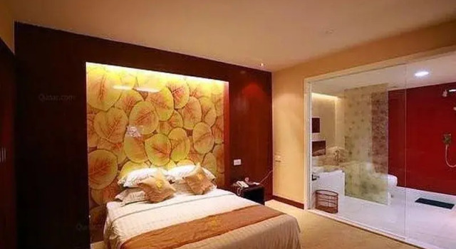 Hanting Hotel Guangzhou Tianpingjia Metro Station