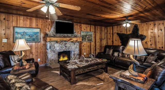 Студия The Roost Downtown by Ruidoso Vacation Rentals