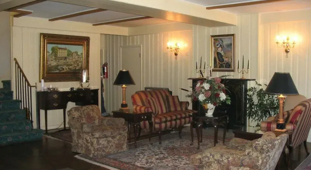 Inn At The Beeches, Prenota Hotel Rome Stato di New York