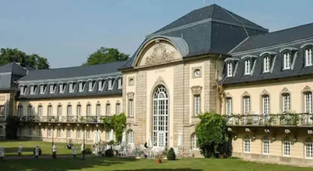 Grandhotel Esplanade, Забронировать Отель Отели Schaumburg Land с завтраком, Завтраки
