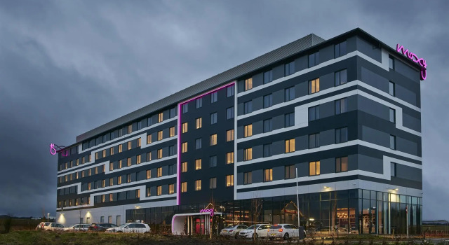 Номер Standard Moxy Aberdeen Airport