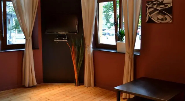 Lux Rent Apartments, Забронировать Апартаменты/квартира Отели Варны с парковкой, рядом с Комплекс Приморский, Парковка