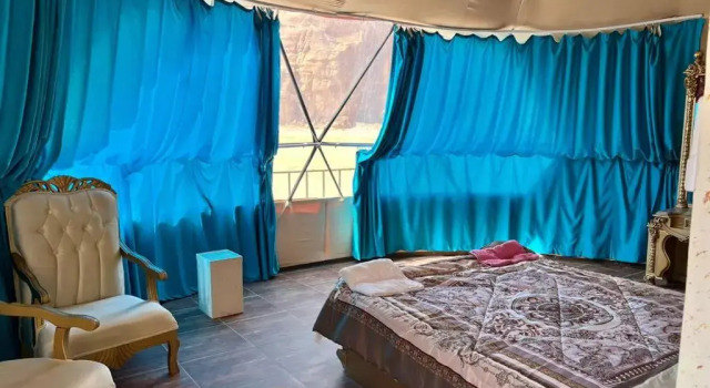 Jamal rum camp, Prenota Campeggio Hotel a Aqaba con parcheggio, Parcheggio