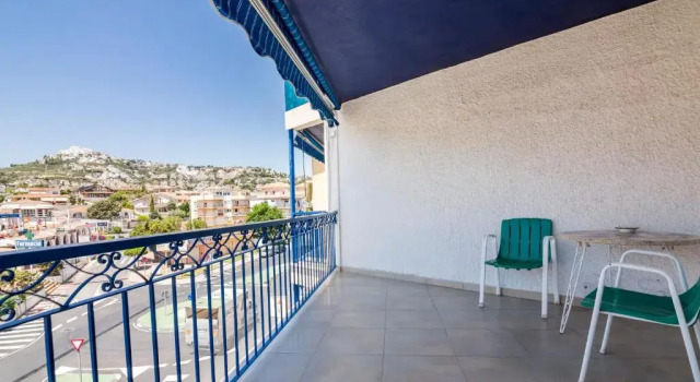 Трёхместный номер Standard Hotel Blason Junior