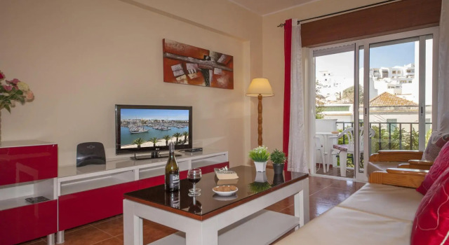 B45 - Main Avenue 2 Bed Apartment