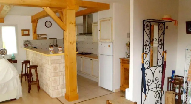 House With 3 Bedrooms in Nages, With Wonderful Lake View and Enclosed, Book Hotel Hoteller i Nages med parkering, Parkering
