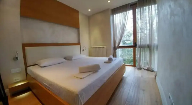 Belgrade Center Apartment  Lux 2, Забронировать Апартаменты/квартира Отели Белграда с парковкой, рядом с Храм Святого Саввы, Парковка