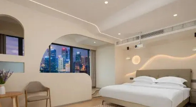 Люкс с видом на реку Xingpan River View Apartment (Jiefangbei Pedestrian Street)