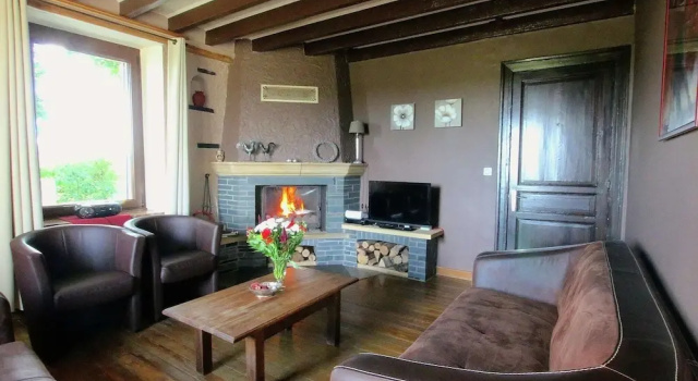 Modern Holiday Home in Neufchateau with Terrace, Foglalás Apartman Harfontaine Belgium