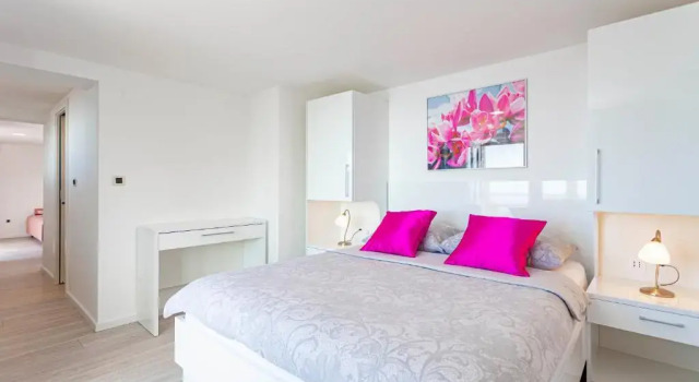 Апартаменты с видом на море Villa King Apartments