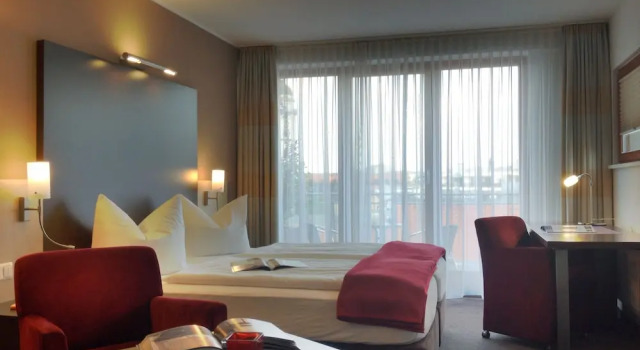 Двухместный номер Standard с балконом Apartmenthotel Quartier M