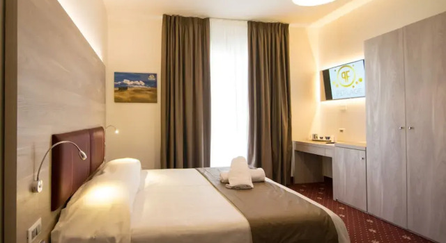 Четырёхместный номер Standard Hotel Perlage Florence -with Private Parking & Fast Wifi