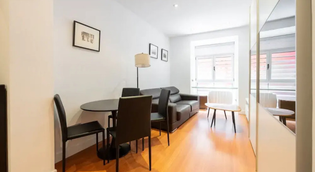Studio in Barrio de las Letras Work or Study