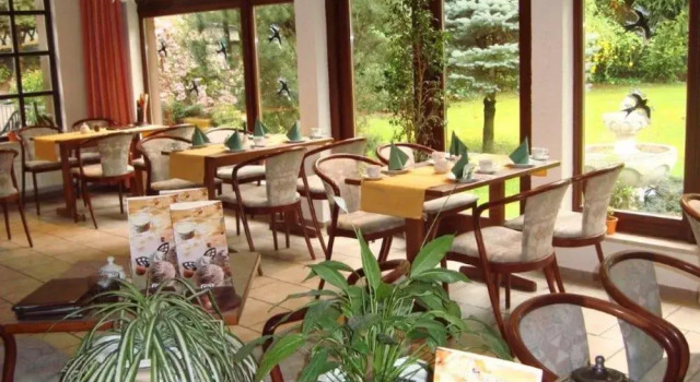 Pension & Café Benz, Book Hotel Blankenburg Saxony-Anhalt