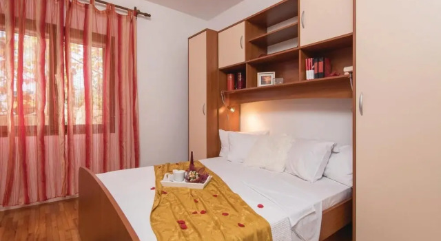 Stunning Home in Crkvice With Wifi and 3 Bedrooms, Reserva ahora Hotel Kuna Peljeska Pelješac