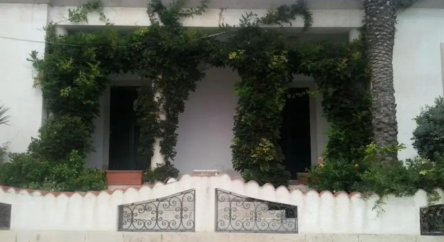 Casa del Glicine, Book Hotel Hotels in Sicily with Parking, Parking