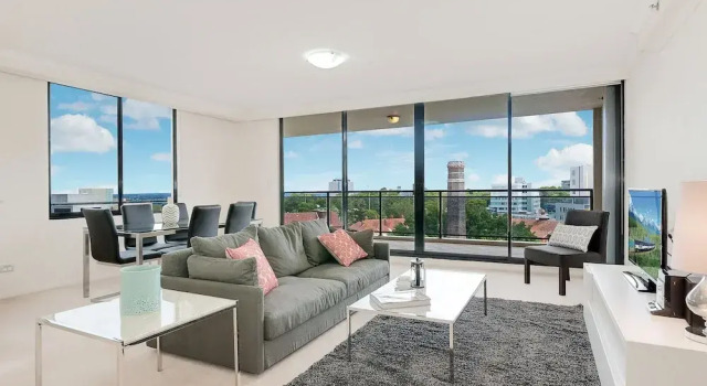 Апартаменты с 2 комнатами с балконом Wyndel Apartments - Herbert