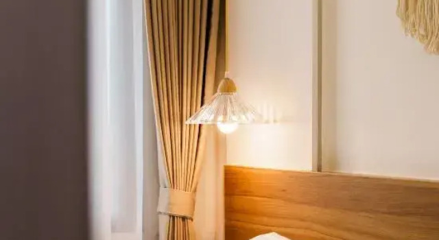 Yuanshe Muyun Ge Homestay (Phoenix Ancient City Nanhua Li Tourist Center Branch), Rezerwuj Hotel Xiangxi Hunan