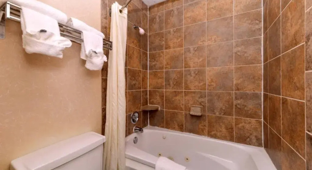 Номер Standard Цокольный этаж Quality Inn & Suites Fayetteville I-95