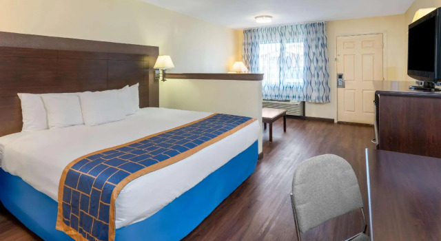 Двухместный номер Standard Days Inn by Wyndham Grants