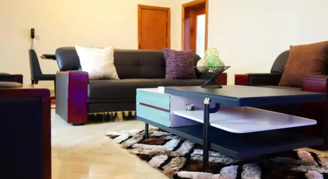 Stiyos Shortlet homes- Tastefully Furnished 3 Bedroom