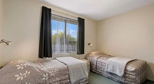 Четырёхместный люкс Econo Lodge Canterbury Court