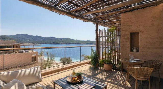 Полулюкс Отель Six Senses Ibiza