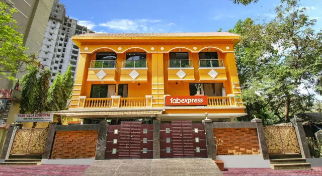 FabExpress Park Villa, Забронировать Вилла Отели штата Махараштры с завтраком, Завтраки