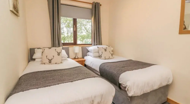 Cherry Tree Lodge
