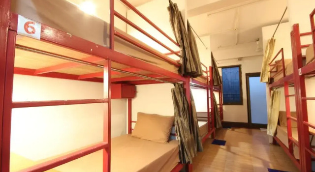 Кровать в общем номере AVA Boutique Guesthouse