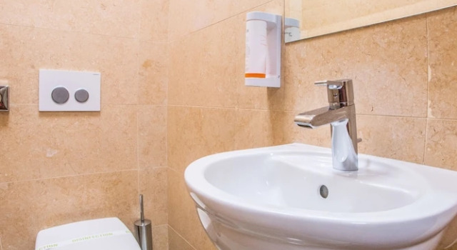 Двухместные апартаменты с видом на город Alexandra Business Hotel