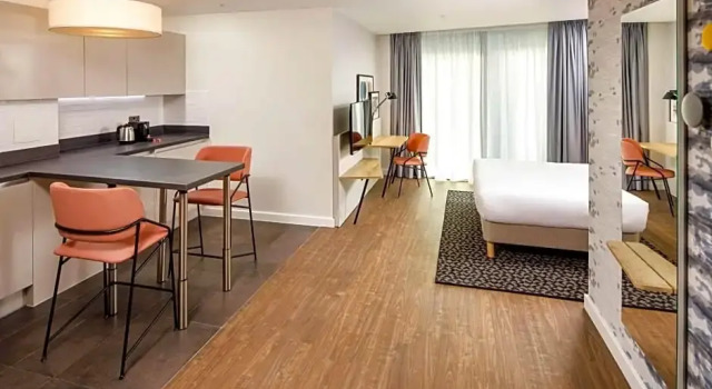 Студия Aparthotel Adagio London Sutton Point