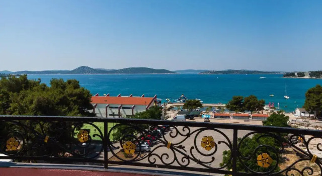 Двухместный номер Standard с балконом и с видом на море Hotel Miramare