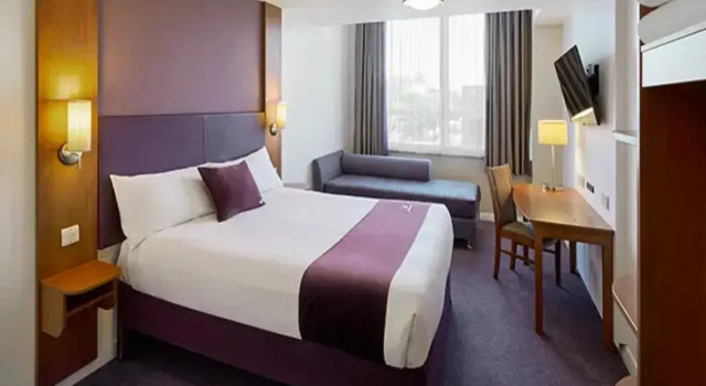 Premier Inn Manchester - Sale, Book Hotel 3-stjernede hoteller i Trafford, 3*