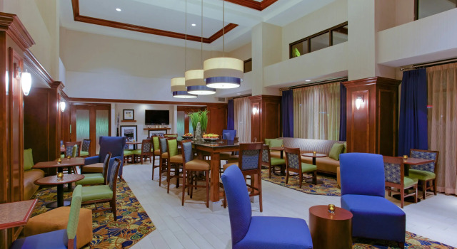 Hampton Inn and Suites Fredericksburg South, Забронировать Отель Фредериксберг Виргиния
