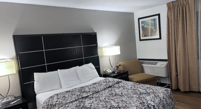 Одноместный номер Standard AmeriVu Inn