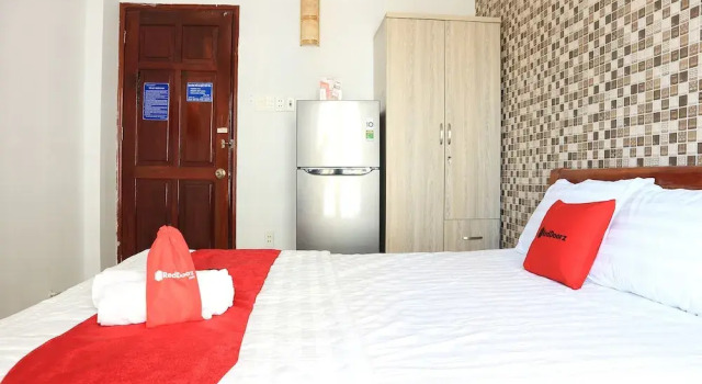 Reddoorz Near Khu che xuat Tan Thuan