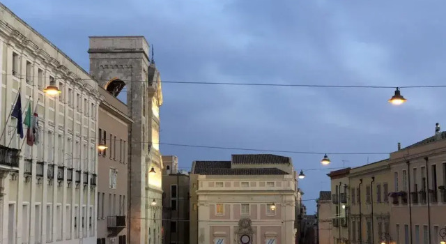 Martini Castello Boutique Rooms, Забронировать Гостевой дом Гостевые дома Кальяри, рядом с Tower of San Pancrazio, Гостевой дом