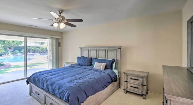 Beautiful Whittier Home w/ Pool & Gas Grill!, Забронировать Дом для отпуска Коттеджи Уитиер, Коттедж