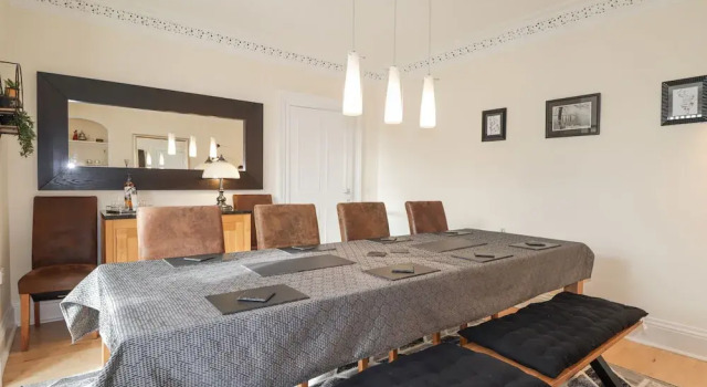 16 Fairfield Road, Забронировать Дом для отпуска Отели Инвернесс с парковкой, рядом с Природный заповедник Меркинч, Парковка