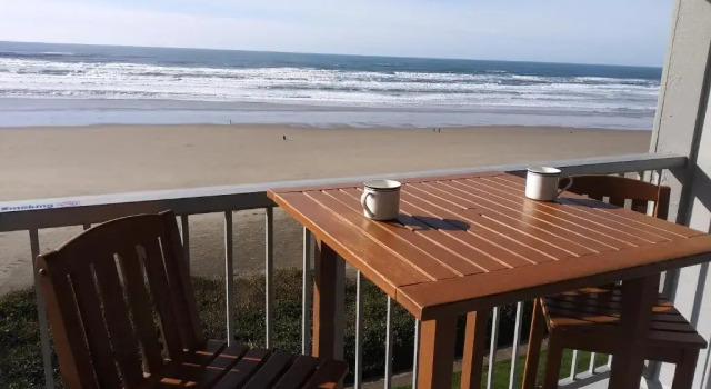 Люкс Nye Beach Condos at Pacific Crest