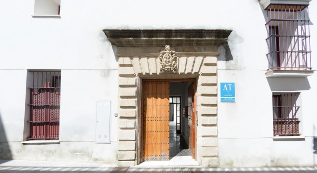 Apartamentos Sherry Center, Забронировать Апартаменты/квартира Отели Херес-де-ла-Фронтера с парковкой, рядом с Музей Palace of Time, Парковка