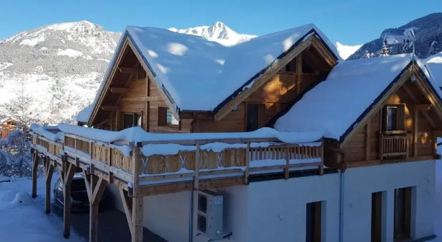 Chalet 12 personnes Le petit Mozart, Забронировать Шале Виллы Овернь-Рона-Альпы, Вилла
