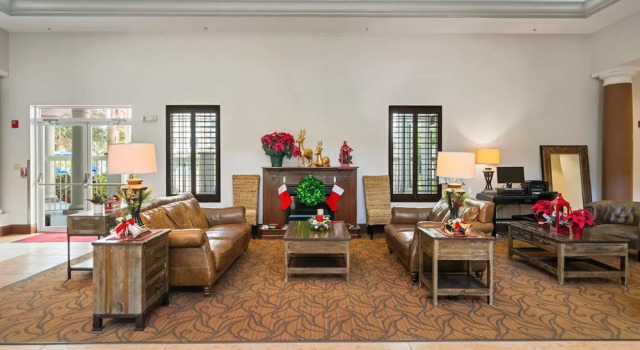 Univeral Disney Epic Shuttle, Rezerwuj Apartament Hotele w Kissimmee z parkingiem, Parking