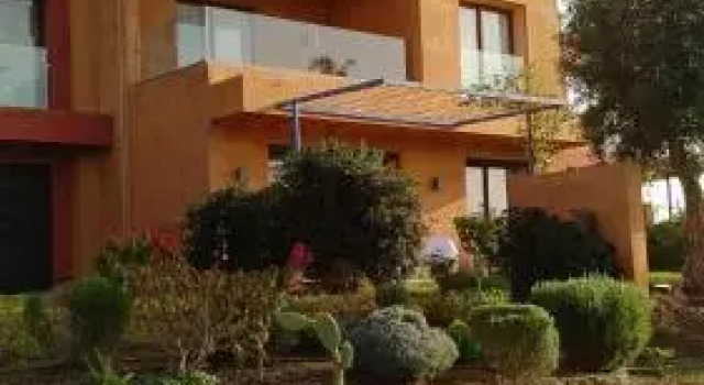 Appartement Privé au Vizir Center Marrakech, Забронировать Апартаменты/квартира Отели Марракеш-Тенсифт-Эль-Хауз с бассейном, Бассейн