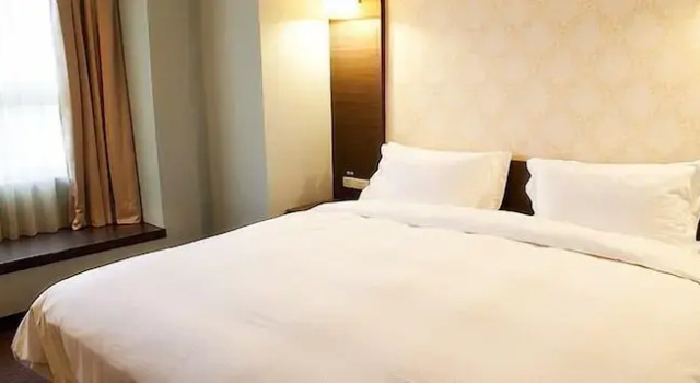 Номер Standard с видом на город The Treasure Land Resort Hotel