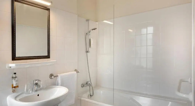 Номер Classic Hotel La Roseraie