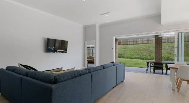 Breeze ON INN - Surf Side - Free Wifi & Netflix, Book Hotel Inverloch 