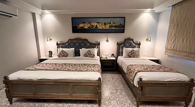 Трёхместный номер Executive Ratnawali   A Vegetarian Heritage Hotel