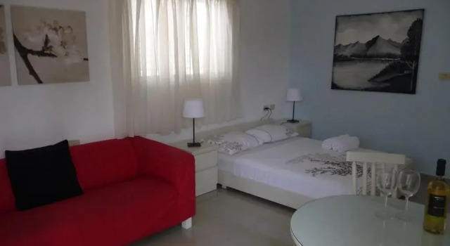 Feel at Home - Vacation Rentals